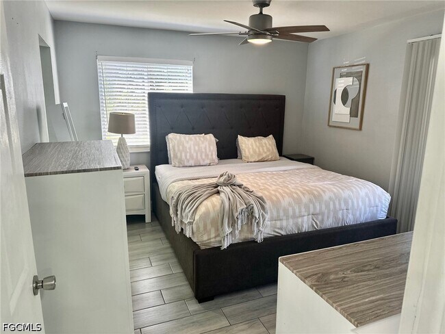 Building Photo - 3100 Seasons Way