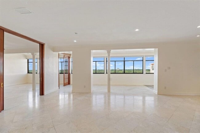 Building Photo - 2109 Bayshore Blvd