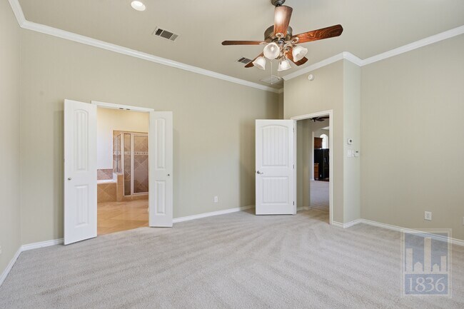 Building Photo - 15105 General Williamson Dr