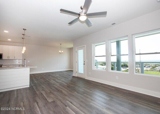 Building Photo - 109 Knollwood Dr