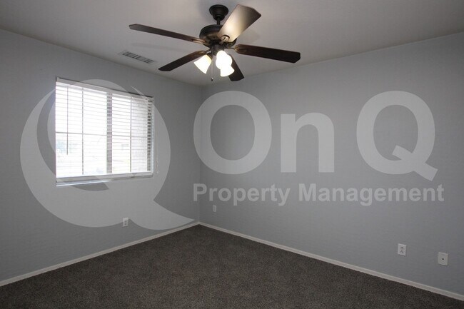 Building Photo - 359 E Brook St