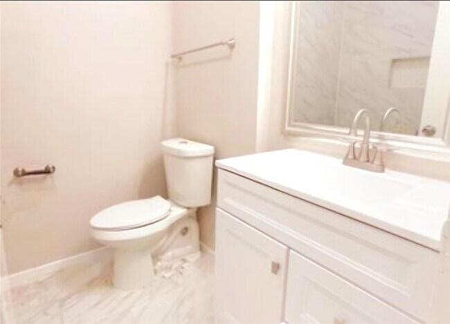 Building Photo - 2810 Norman St