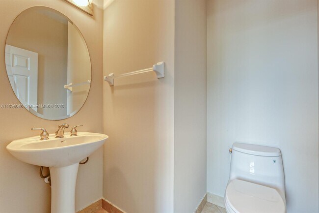 Building Photo - 1856 NW 9th St