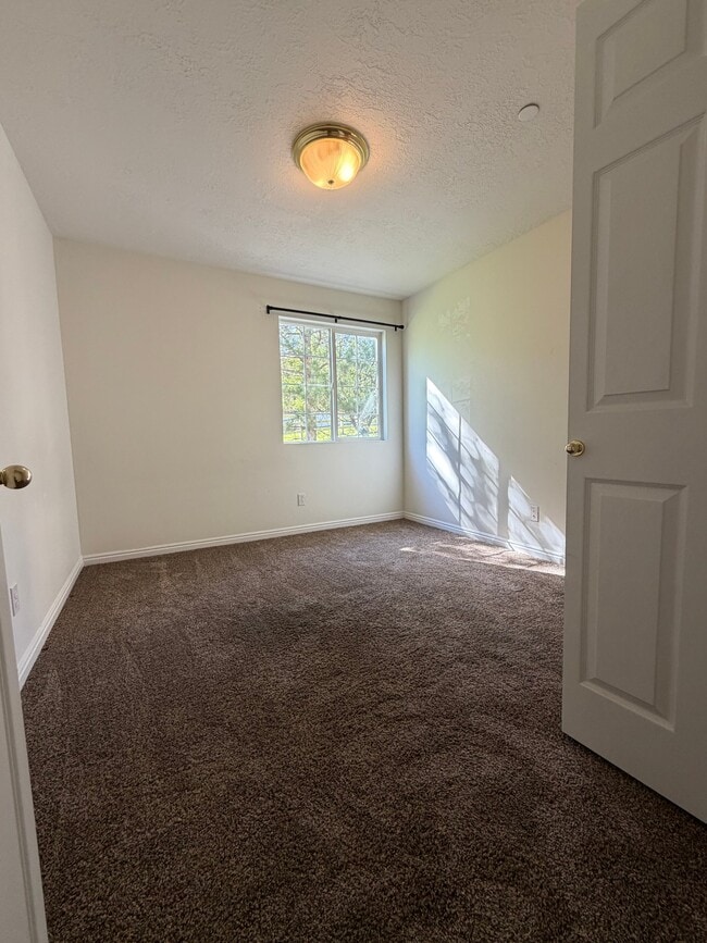 Building Photo - 2123 Morning Star Dr