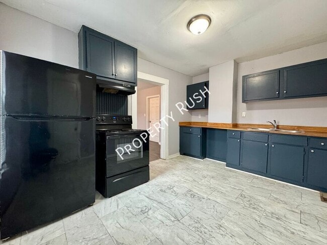 Building Photo - 3805 Alton Park Blvd