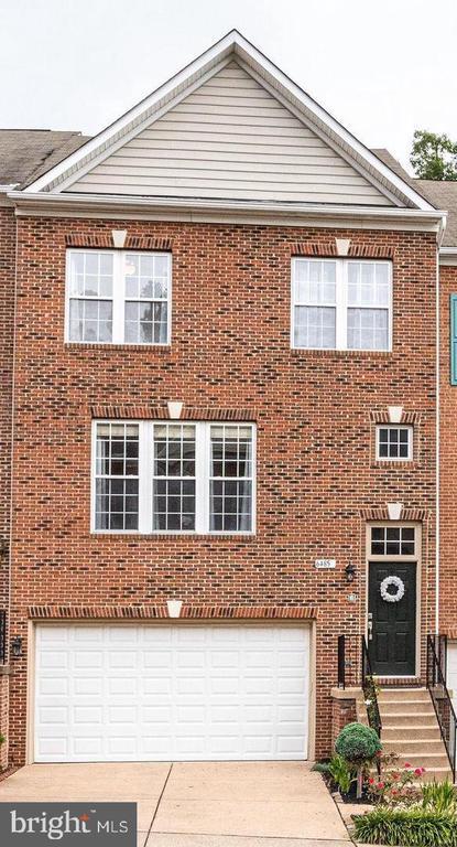 Building Photo - 6485 Sutcliffe Dr