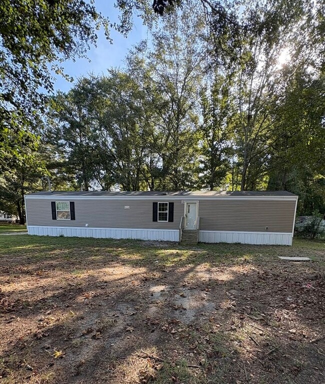 Building Photo - 5281 Crestline Rd