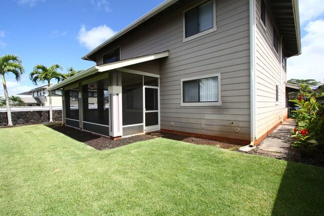 Building Photo - Mililani Mauka