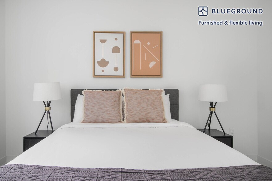 Building Photo - 86 SW 8th St