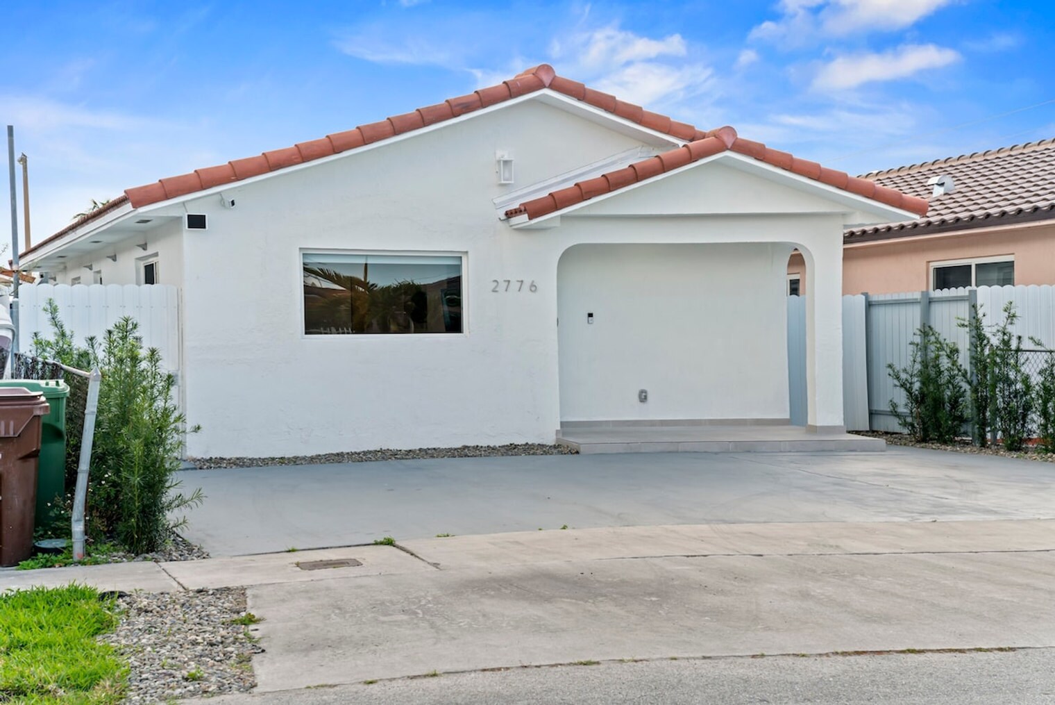 Building Photo - 2776 W 71st Pl