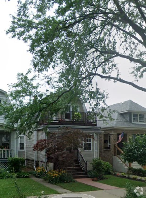 Building Photo - 5650 W Giddings St