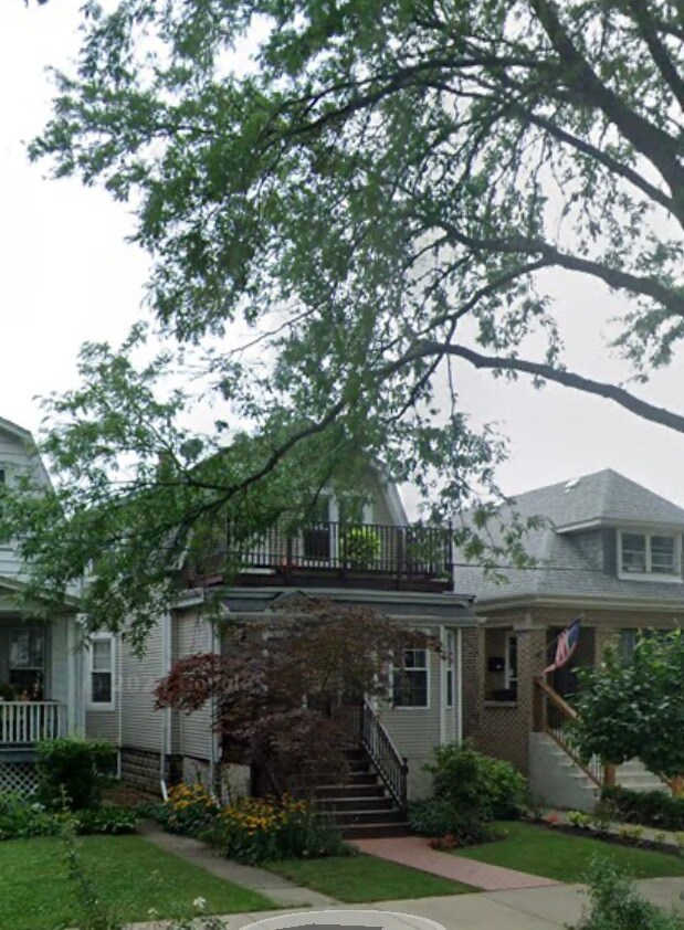 Primary Photo - 5650 W Giddings St