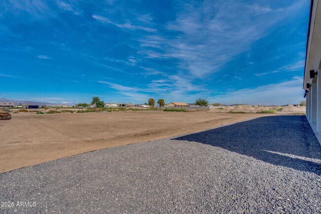 Building Photo - 22926 W La Mirada Dr