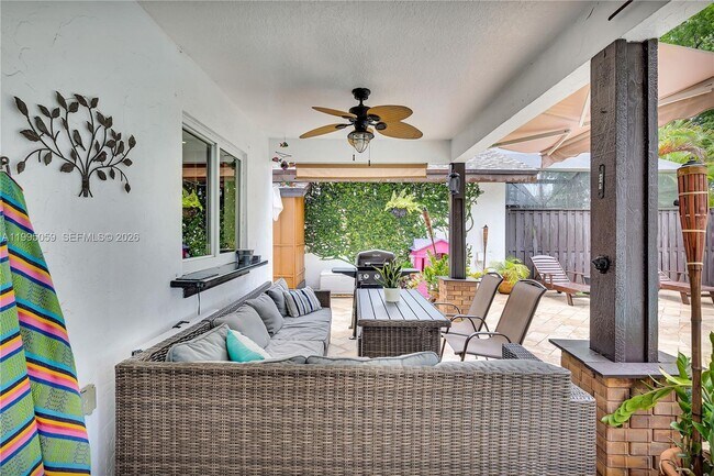 Building Photo - 1610 W Sandpiper Cir