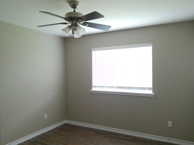 Building Photo - 1106 Cupertino St