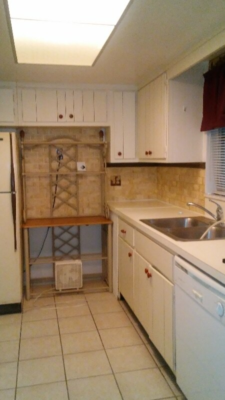 Building Photo - 489 Jewel Ct