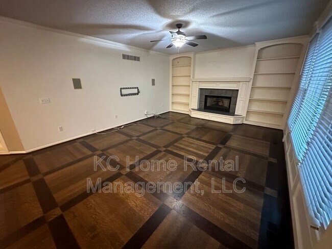 Building Photo - 11308 143rd Ter
