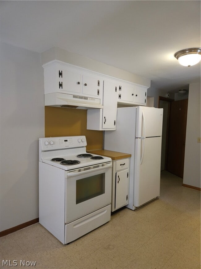 Building Photo - 525 S Marion Ave