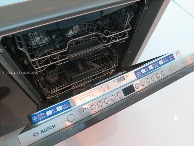 Building Photo - 1080 Brickell Ave