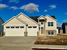 Lovely home - 5940 S Coneflower Ave