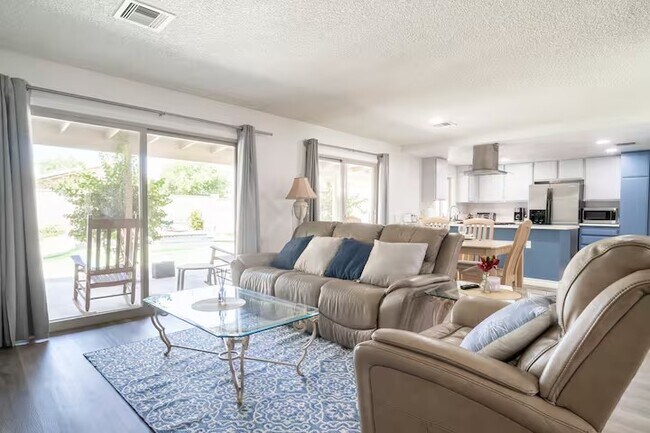 Building Photo - 41691 Jamaica Sands Dr