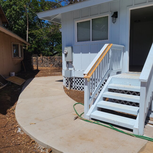 Building Photo - 213 Mehani Cir