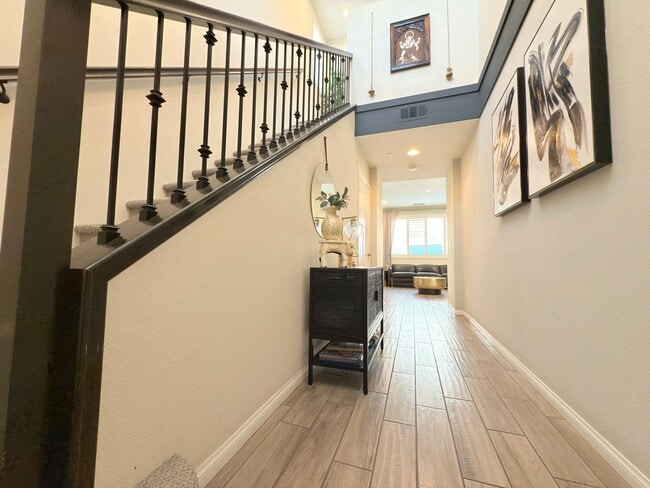 Building Photo - Beautiful 3 Bedroom in Private Community