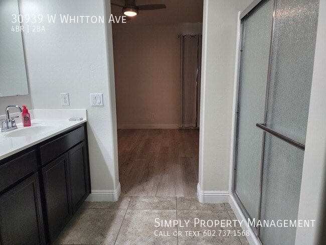 Building Photo - 30939 W Whitton Ave