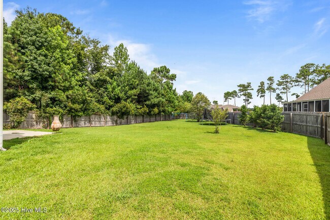 Building Photo - 106 Shallow Ct