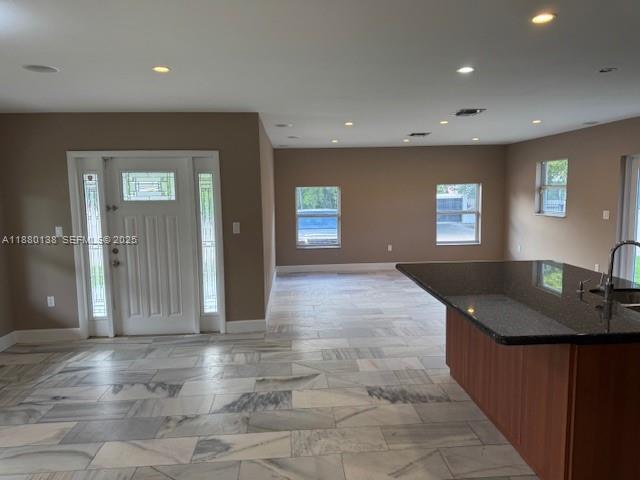 Building Photo - 200 NE 44th St