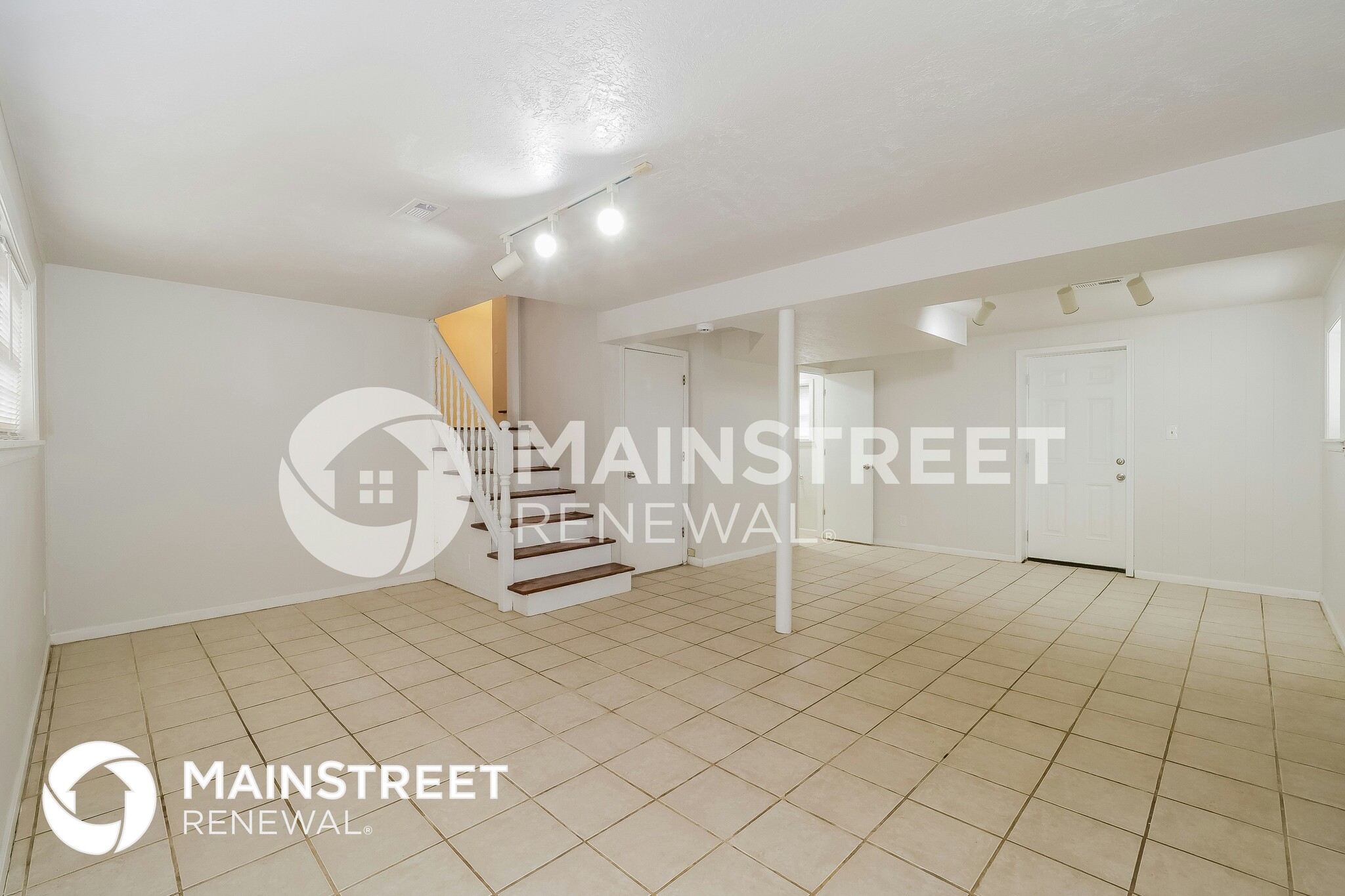 Building Photo - 513 Melrose St