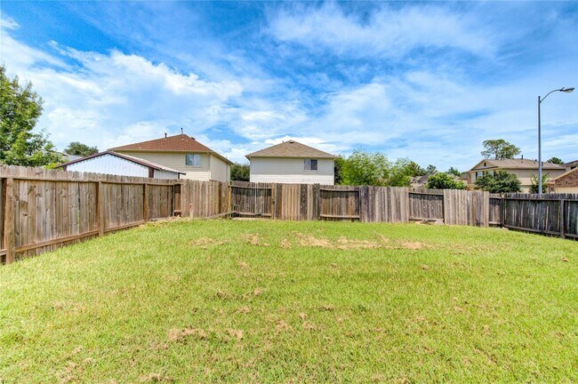Building Photo - 21802 Westfield Ridge Dr