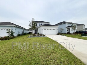 Building Photo - 125 Farmfield Dr