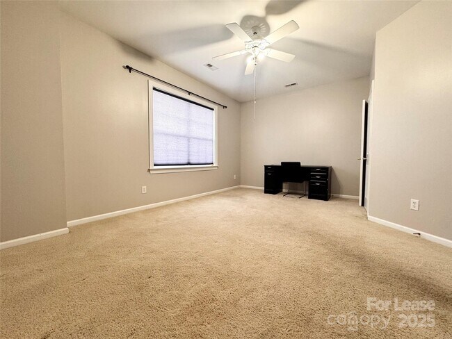 Building Photo - 11028 Huntington Meadow Ln