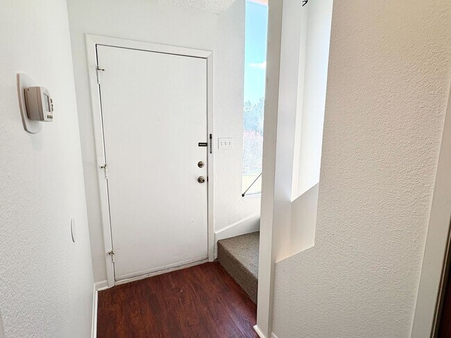 Building Photo - Tranquil 2BD/3BA Townhouse with Wildlife Views & Hill Country Charm!