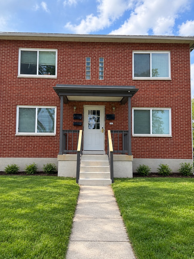 Building Photo - 2825 San Rae Dr
