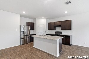 Building Photo - 6630 Greensleeves