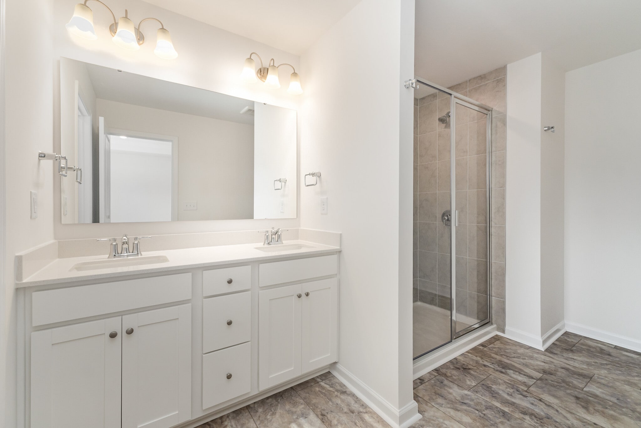 Building Photo - 3209 Lilac Grove Dr