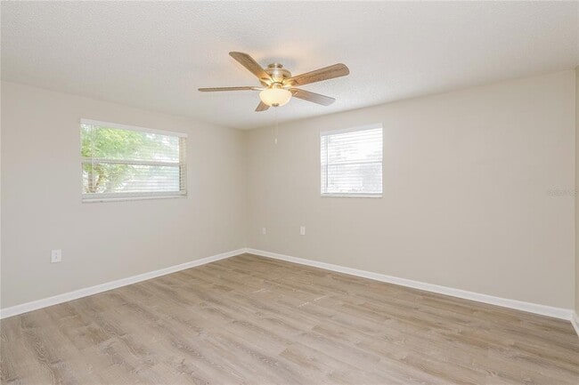 Building Photo - 1319 Gerard Ln