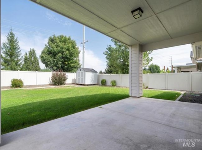 Building Photo - Beautiful North Meridian Home with Upgrade...