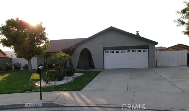 Primary Photo - 11131 Davenport Pl