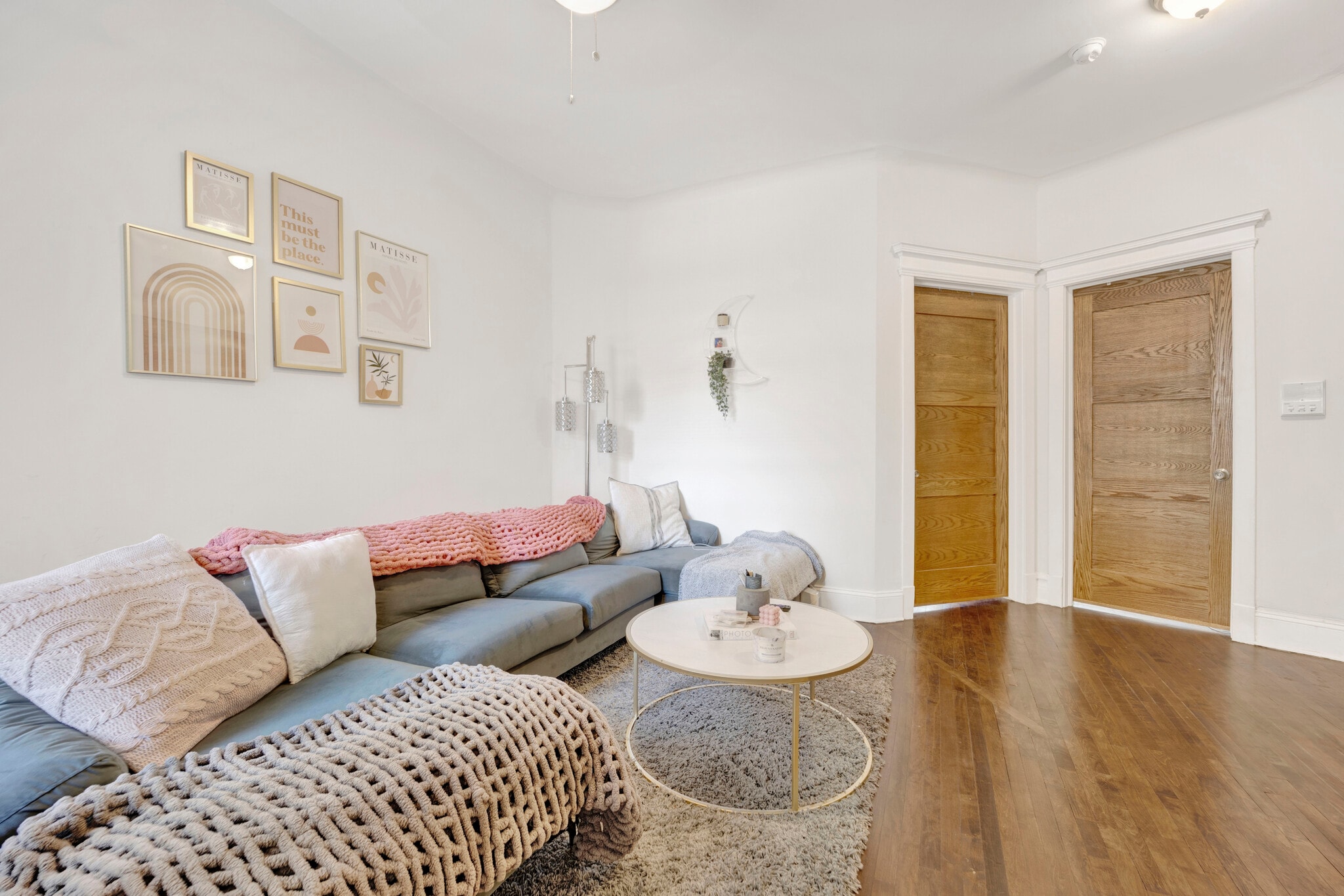 Building Photo - 1016 W Dakin St