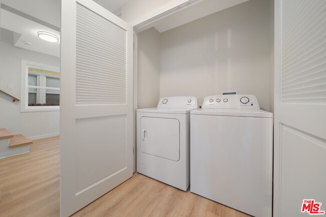 Building Photo - 1125 Manhattan Ave