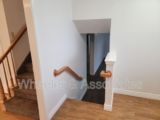 Building Photo - 9218 Alvey Ln