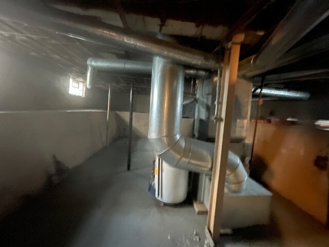 Building Photo - 237 E Victoria St