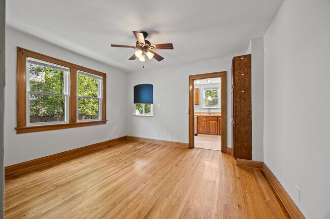 Building Photo - 291-293 Olentangy Street