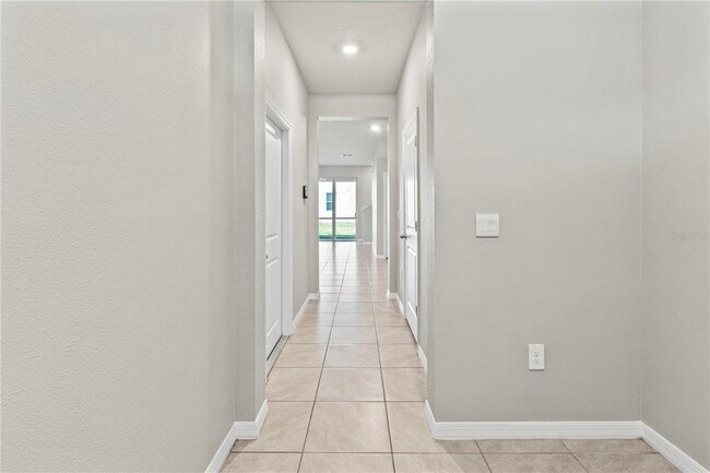 Building Photo - 17637 Crescent Moon Lp