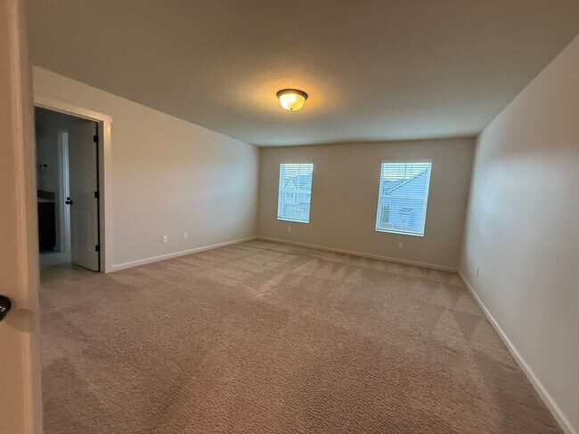 Building Photo - Impressive North Plains Home Backing to Protected Green Space – Move-In Ready!