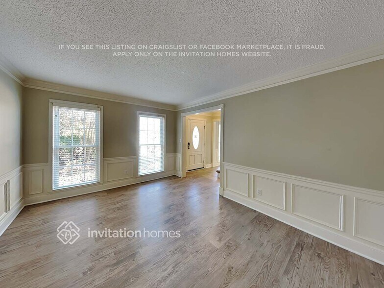 Building Photo - 3250 Ethan Dr