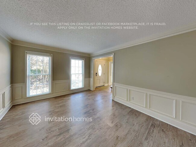 Building Photo - 3250 Ethan Dr